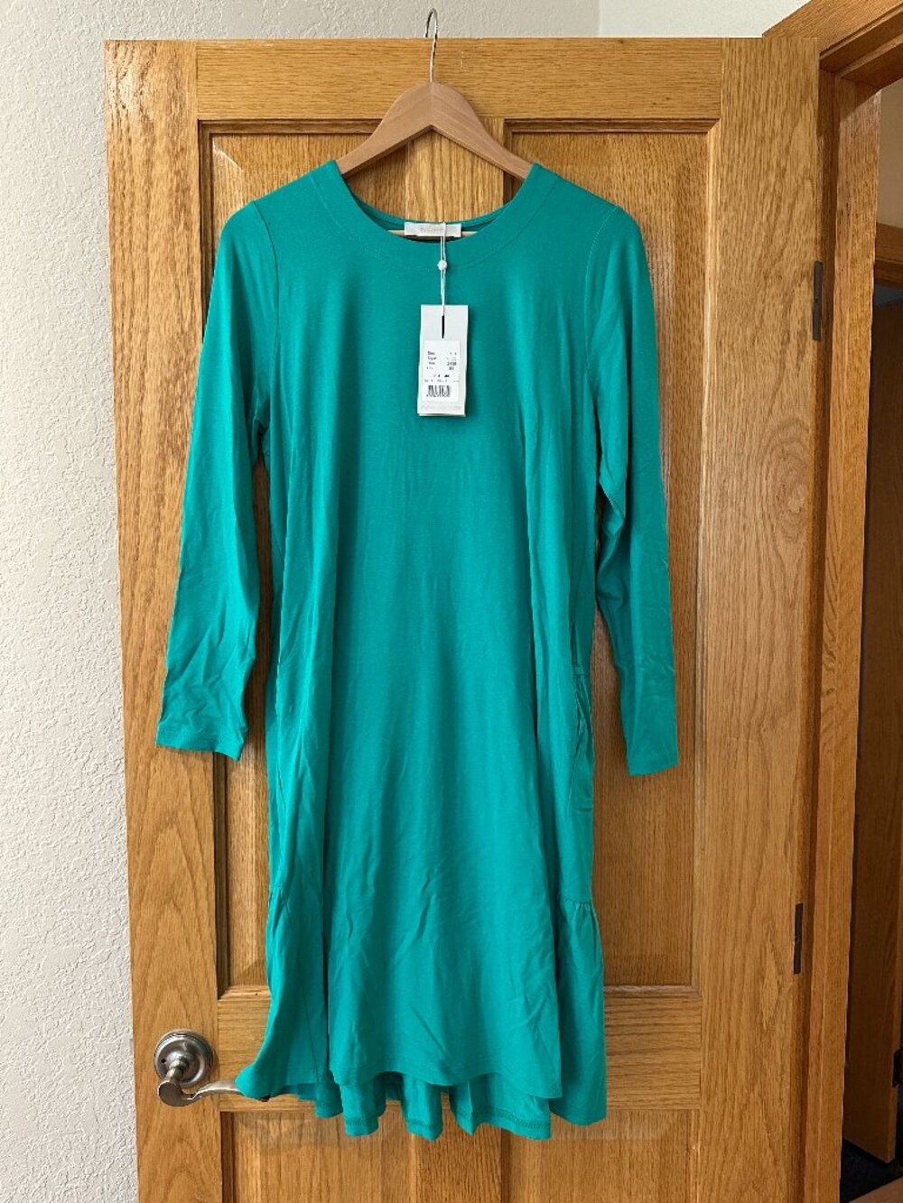 NWT Noen Turquoise flirty dress